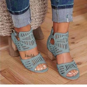 Blue sandals no brand name